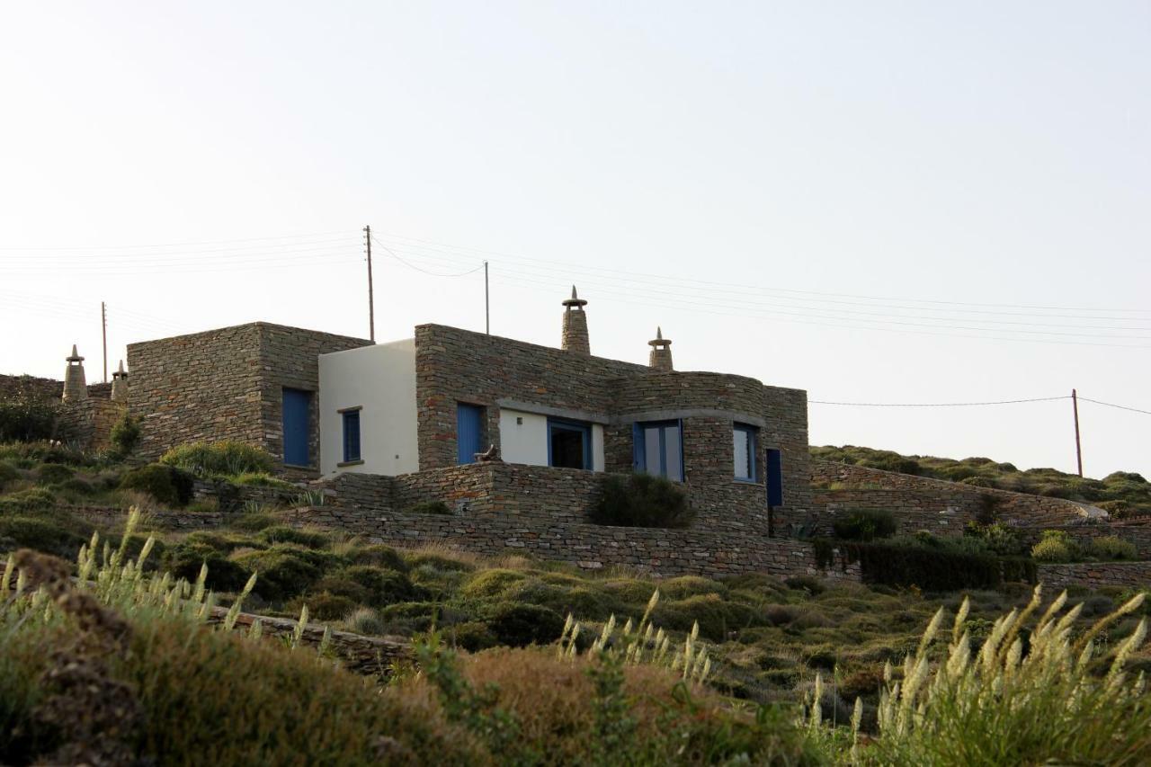 Bioclimatic Stone Built Villa Kastrianí Exterior photo
